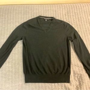 Banana Republic Cashmere V-Neck Sweater